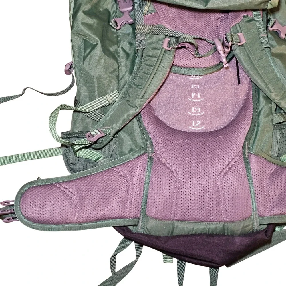REI Passage 38 Youth Scouting Backpack Green Hiking Camping Hydration Overnight